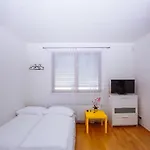 Beautiful Apartment In Central Residence